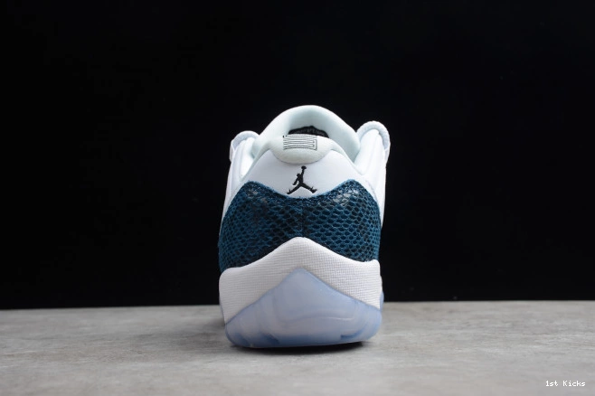 CD6846-102 11 Snakeskin Air Jordan Navy Low Blue 0714